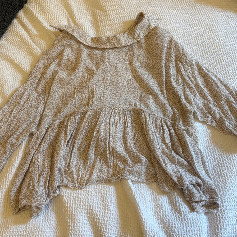 Patterned Button Blouse - image 4